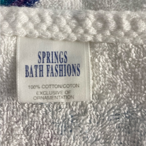 Vintage new condition Spring bath abstract 90s Geometric Pattern hand Towels x 2 - Picture 4 of 7